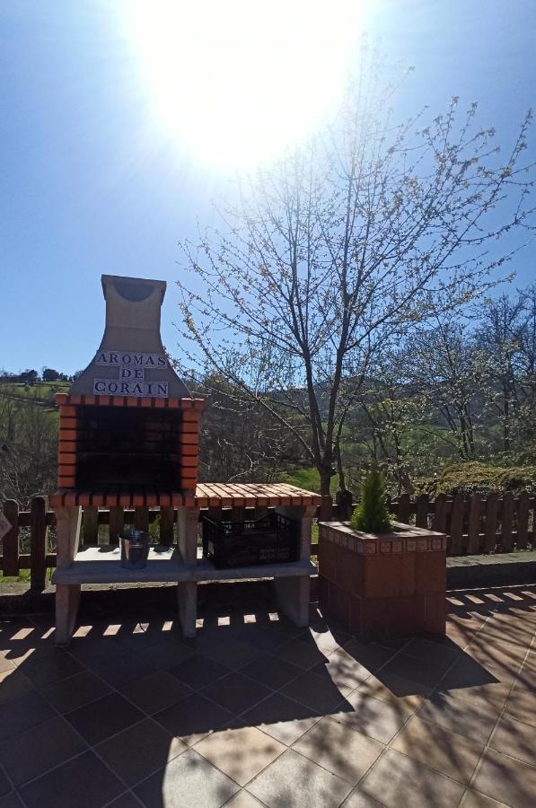 Aromas De Corain Villa Onís Exterior foto